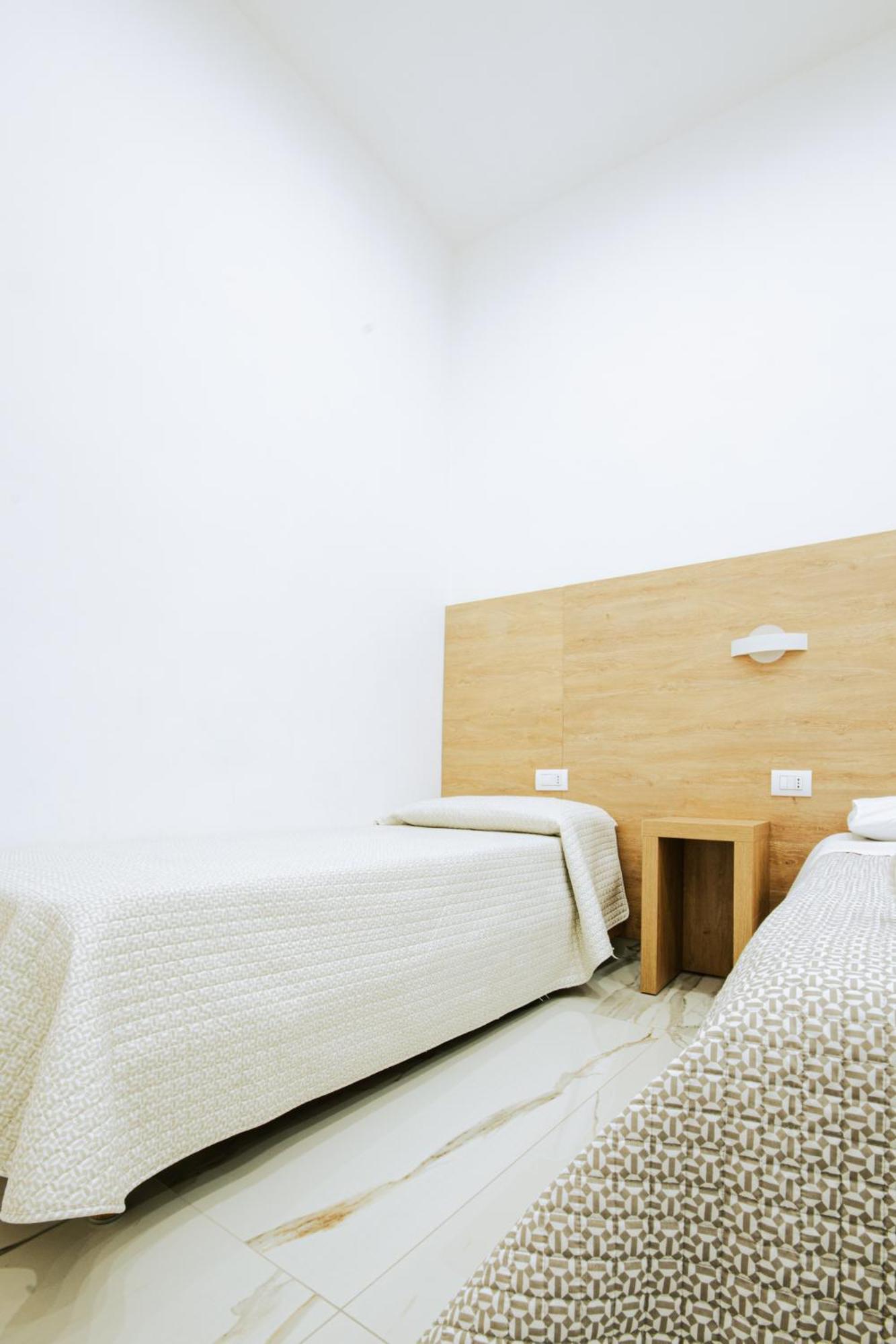 Light Hotel Napoli Ngoại thất bức ảnh