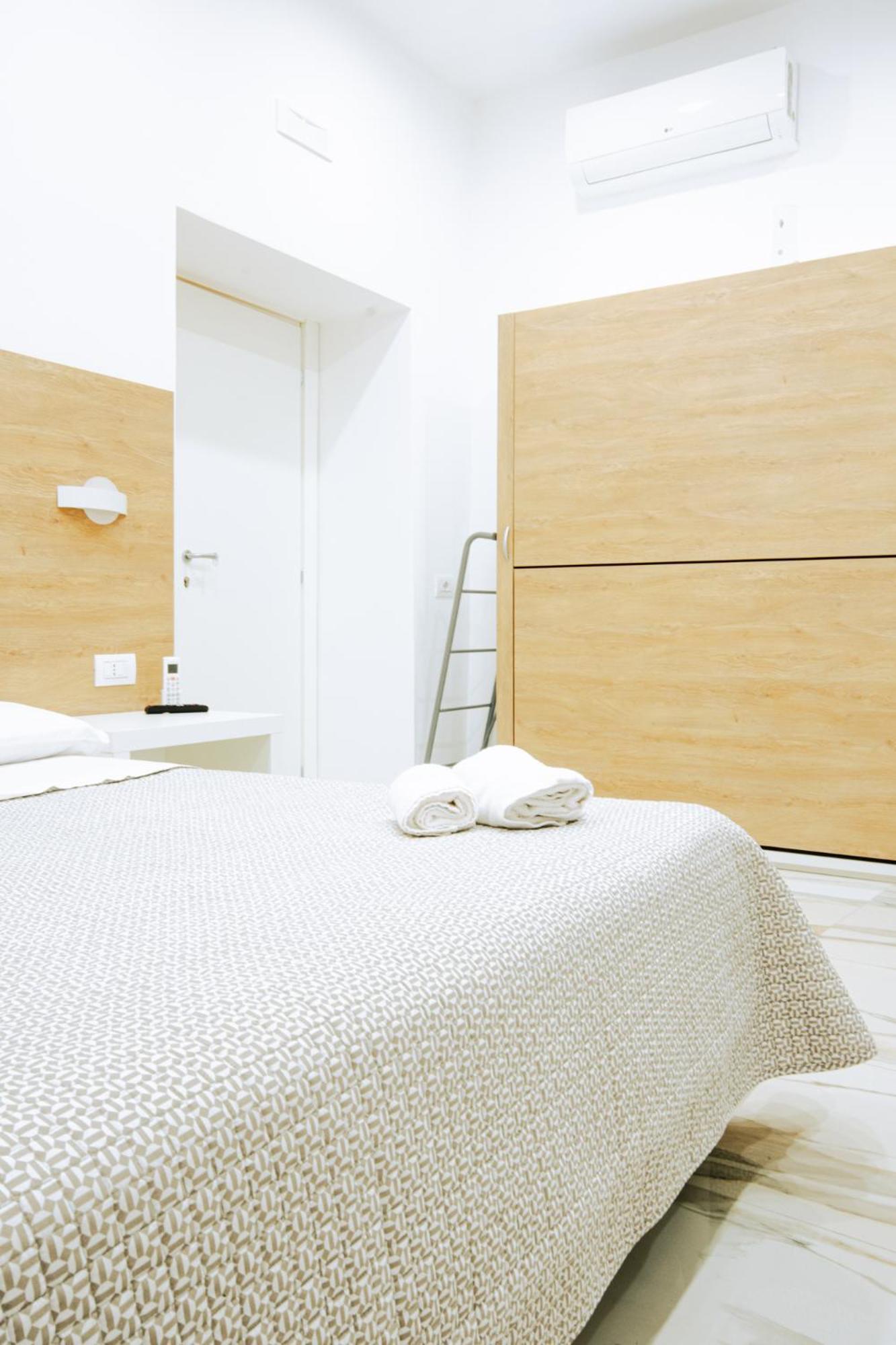 Light Hotel Napoli Ngoại thất bức ảnh